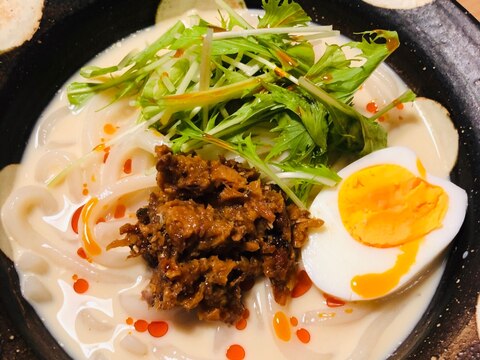 サバ缶で作る豆乳坦々うどん